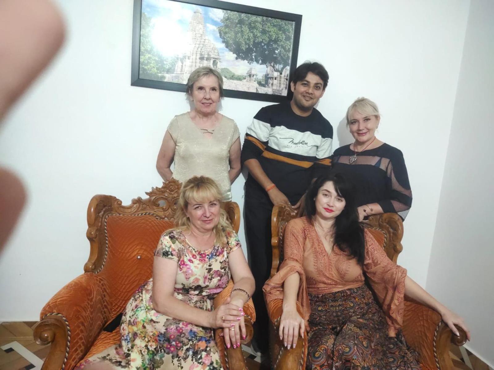 Khajuraho Glory Homestay 外观 照片
