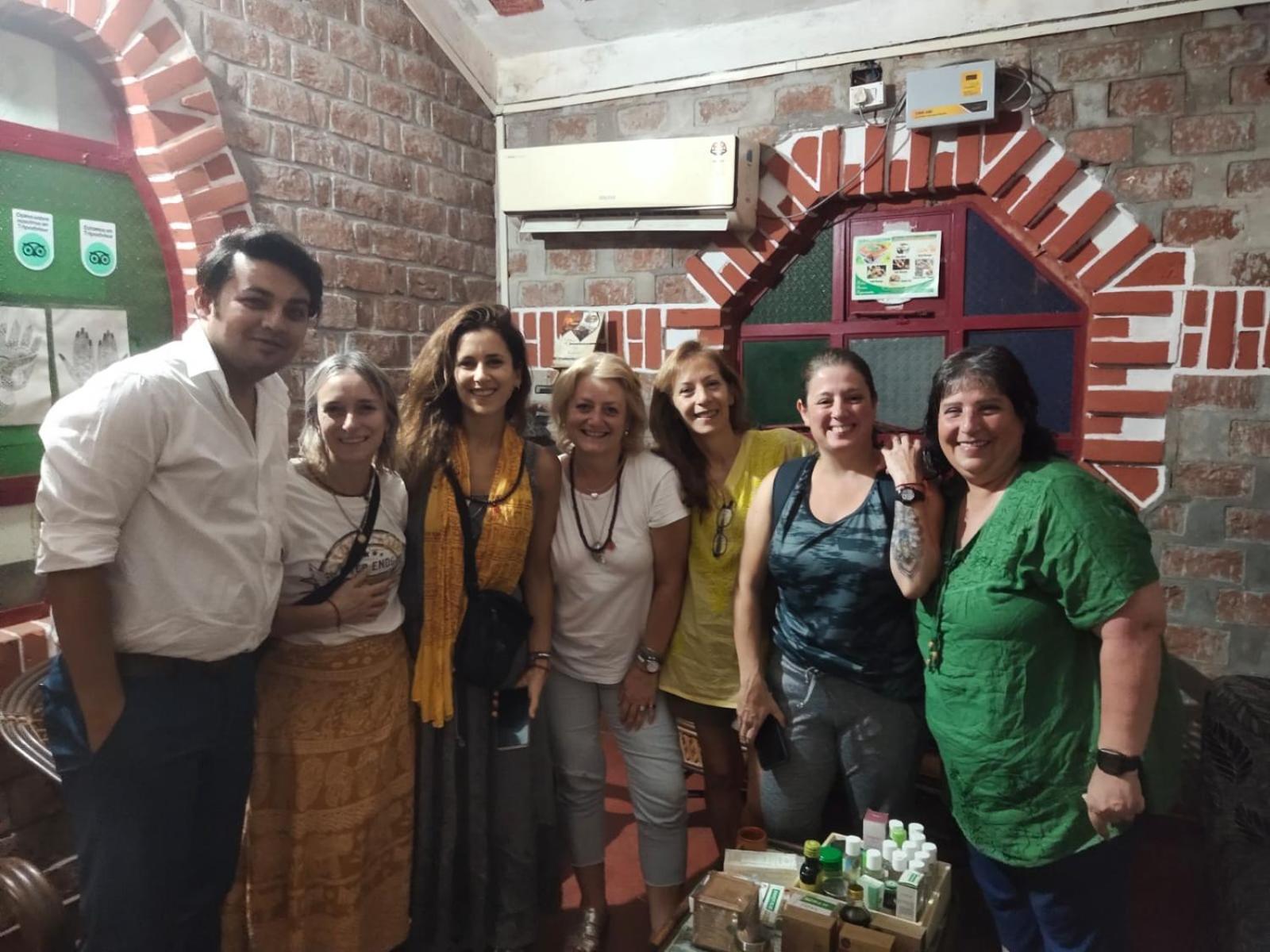 Khajuraho Glory Homestay 外观 照片