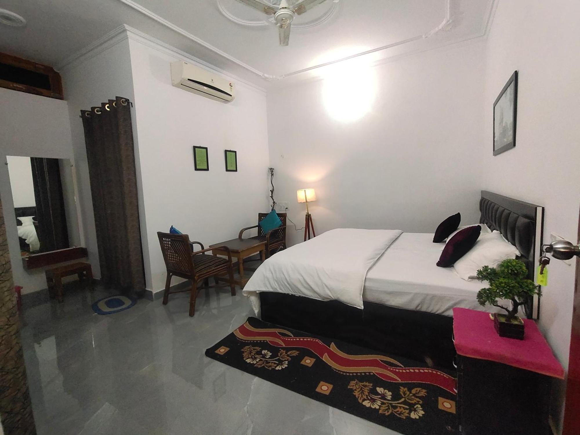 Khajuraho Glory Homestay 外观 照片