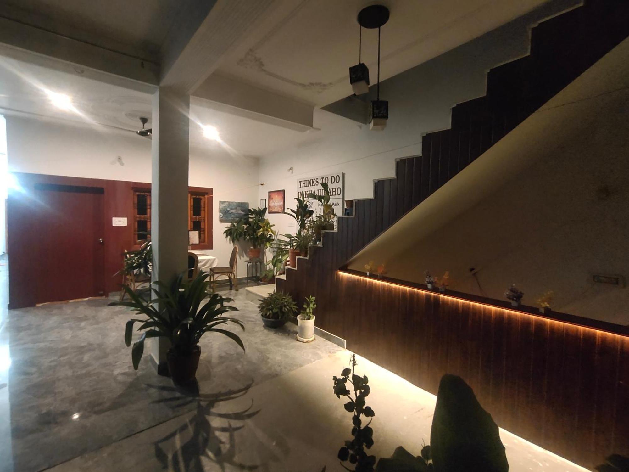 Khajuraho Glory Homestay 外观 照片