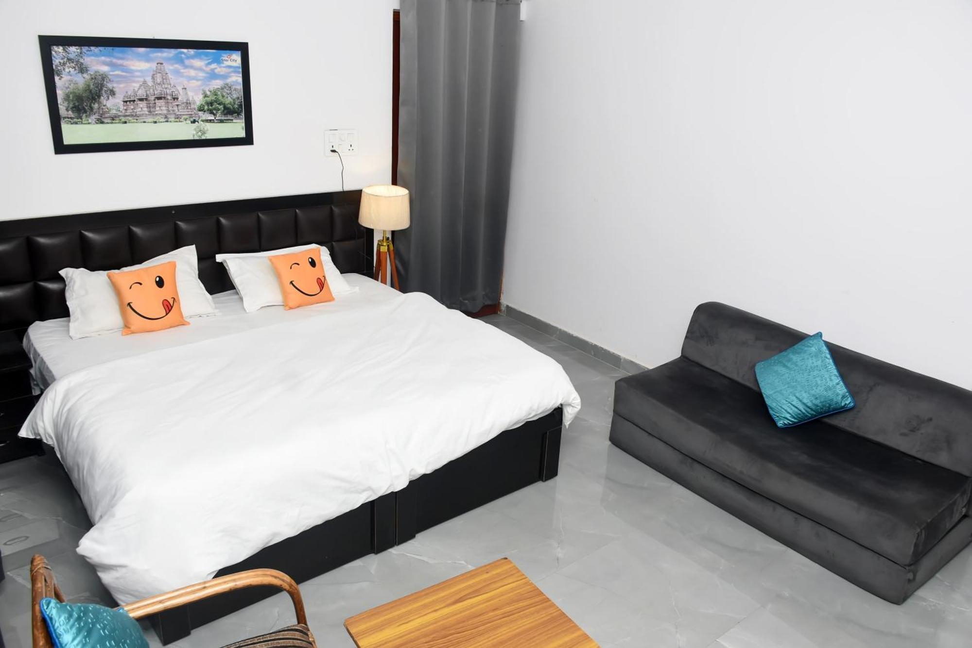 Khajuraho Glory Homestay 外观 照片