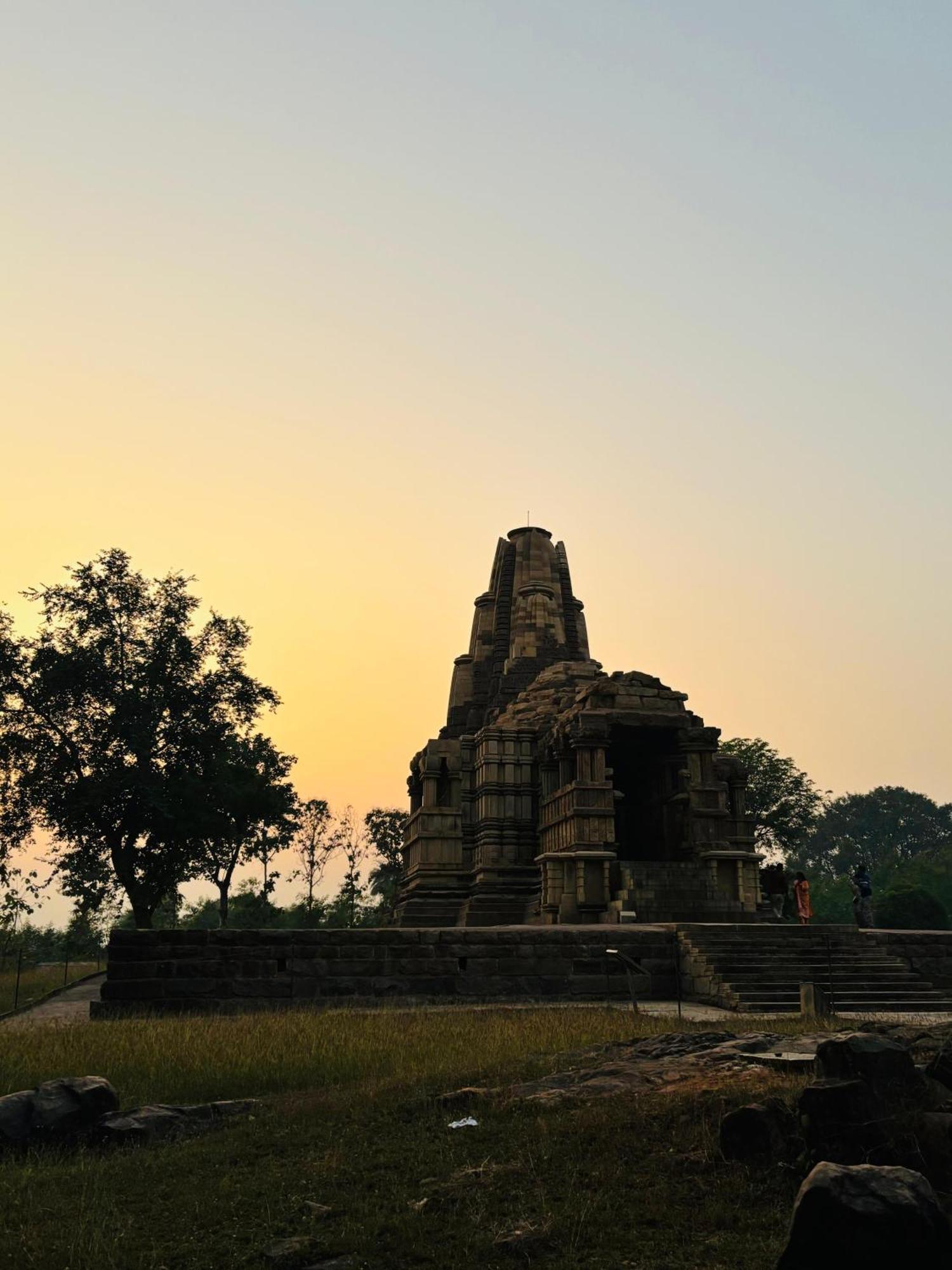Khajuraho Glory Homestay 外观 照片